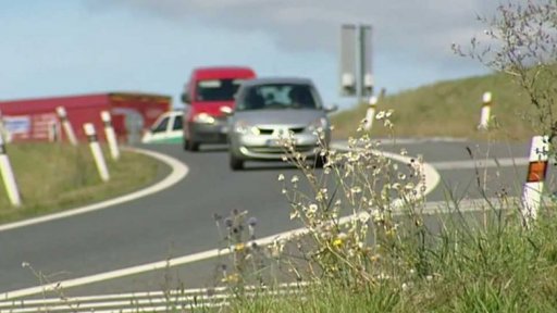 Reklamace zvlněné dálnice D8