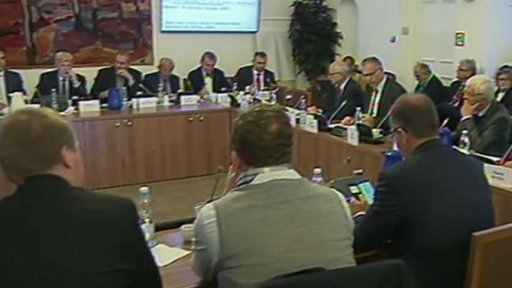 Zákaz kouření v autech s dětmi?