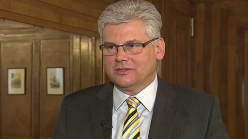 Nový ministr zdravotnictví úřaduje