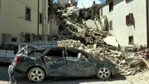 Sčítání historických škod po zemětřesení