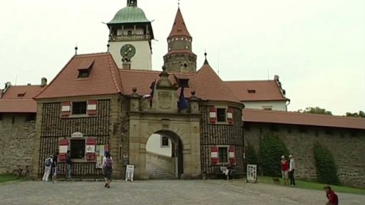 Hrad Bouzov zůstává státu