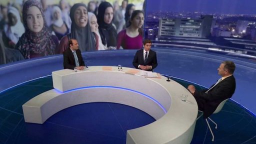 Spor o muslimskou studentku