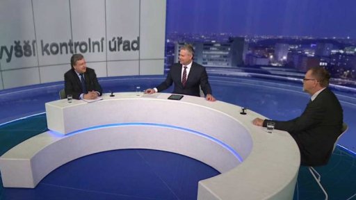 Spor o pravomoci NKÚ