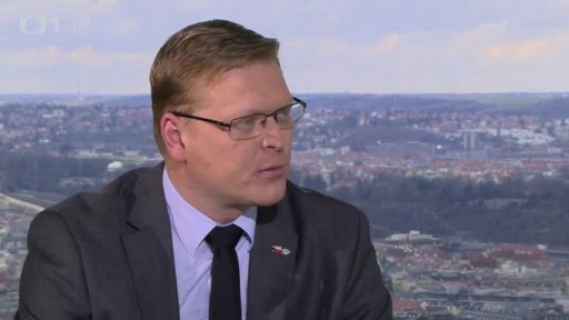 Pavel Bělobrádek (KDU-ČSL), vicepremiér pro vědu, výzkum a inovace, předseda strany; Cyril Höschl, ředitel Národního ústavu duševního zdraví, člen předsednictva Grantové agentury