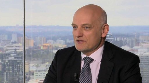 Richard Brabec (ANO), ministr životního prostředí; Luboš Pavlas, člen představenstva Svazu průmyslu a dopravy, člen představenstva společnosti Severní energetická