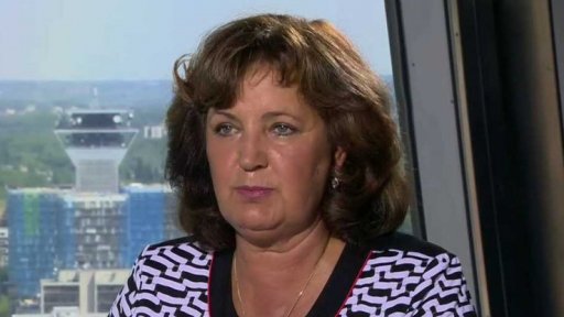 Jiří Dienstbier (ČSSD), ministr pro lidská práva, rovné příležitosti a legislativu; Drahomíra Miklošová (ODS), místopředsedkyně strany, starostka