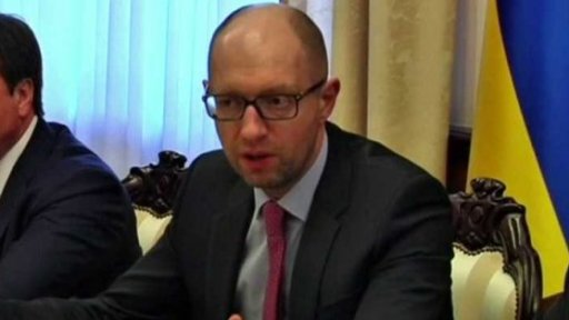 Rozpad ukrajinské vládní koalice + rozhovor s K. Svobodou