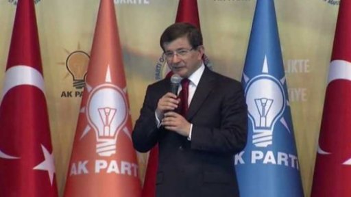 Turecký premiér Davutoglu končí + rozhovor s T. Laněm