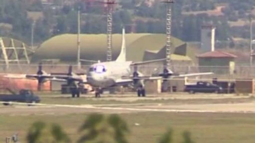 Zbraně na letecké základně Incilrik + rozhovor s V. Břízou