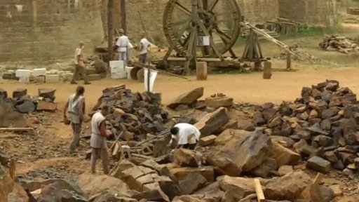 Autentická stavba středověkého hradu