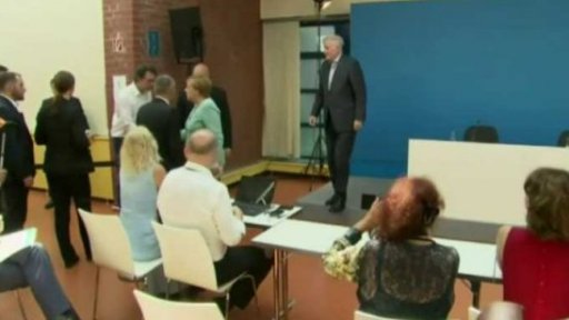 Spory mezi CDU a CSU + rozhovor s V. Handlem