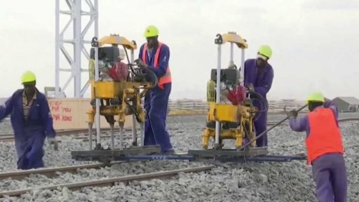 Čínské investice v Africe + rozhovor s M. Rieglem