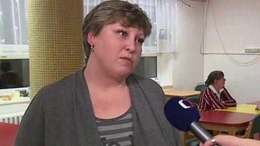 Důchody, platy, daně, chudoba - Život v domově pro seniory