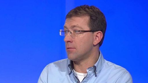 Policie obvinila soudce a advokáta