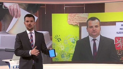 Začaly volby do krajů a Senátu