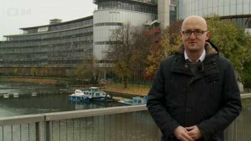 Verdikt soudu v kauze domácích porodů