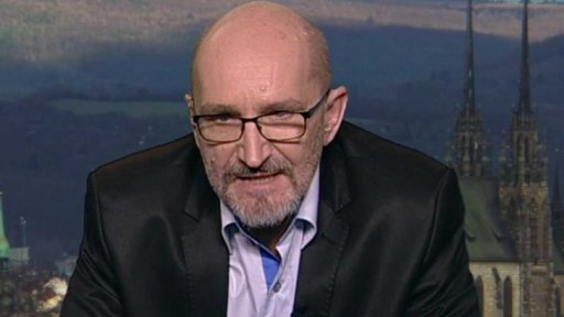 Propad důvěry v novináře