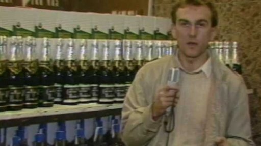 Nedostatek šumivých vín a minerálních vod (1988)