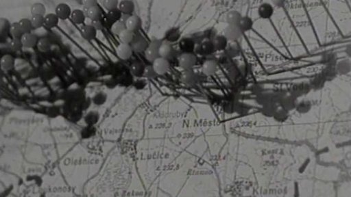 Zrenovovaný silniční úsek z Hradce Králové do Chlumce nad Cidlinou (1968)