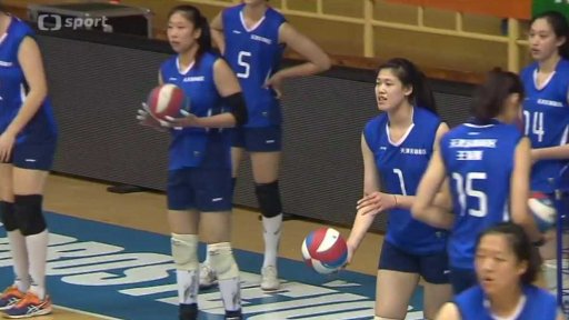 Za oponou: mistryně Číny na přípravě v Brně