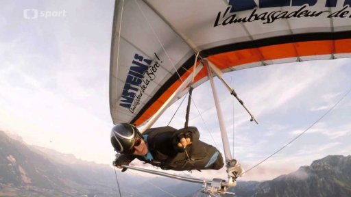 Paragliding v údolí Valais