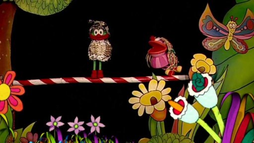 Muf je převlečený za Robomufa. Fámula se mu směje.