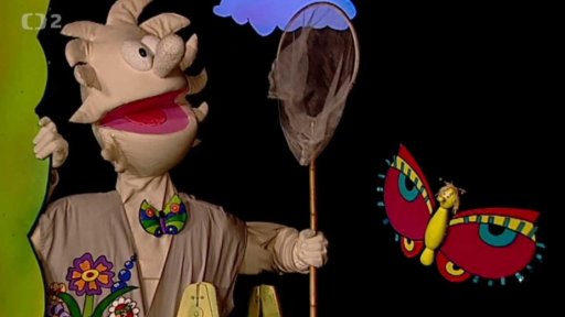 Muf si hraje na ducha chytače motýlů Marbouska, straší Otylku, Pip jej ale převeze.