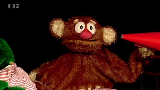 Hele volá o pomoc všem přátelům z paloučku. Zdá se, že Jů je na tom opravdu špatně.