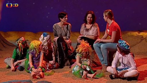 Host: Zlatý oříšek - Dětský divadelní soubor Tyl