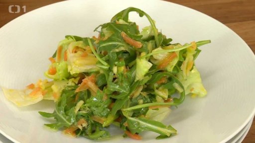 Salát z čerstvé kořenové zeleniny