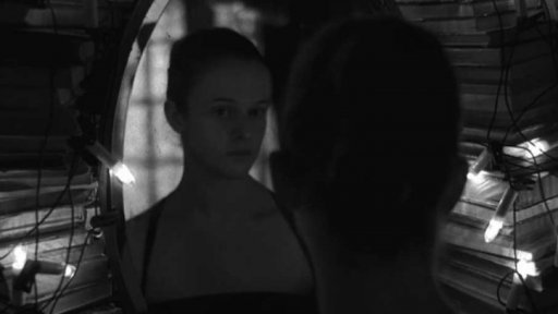 Antenatalis (r. Yvona Teysslerová, 2015, 5 min.)