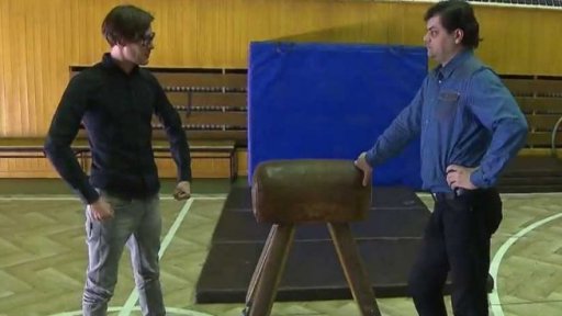 Poprask v opeře jako groteska