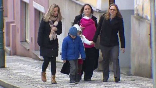 Adopce dětí nebiologickým rodičem