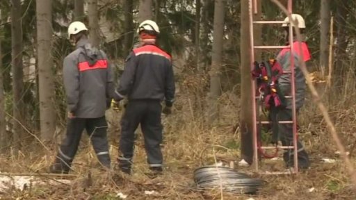 Silný vítr pustošil napříč Českem