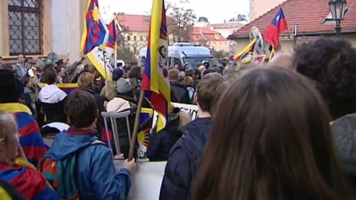 Soud kvůli protičínským protestům