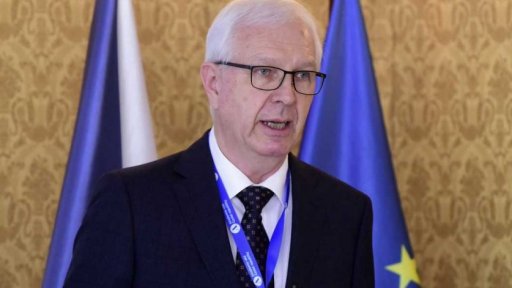 Jiří Drahoš ohlásil kandidaturu na prezidenta republiky