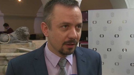 Platy státních zaměstnanců