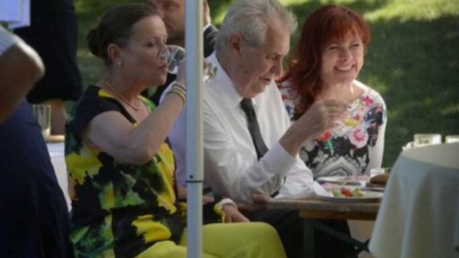 Pochybné omluvy Jany Nečasové