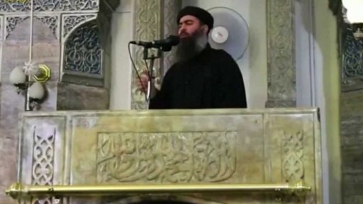 Zničená mešita v Mosulu