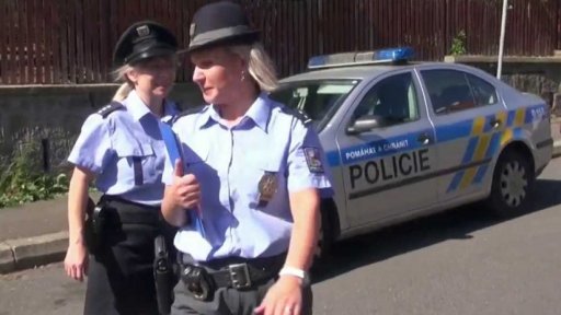 Policii stále častěji posilují ženy