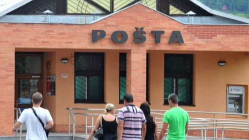 Omezený provoz části pošt?