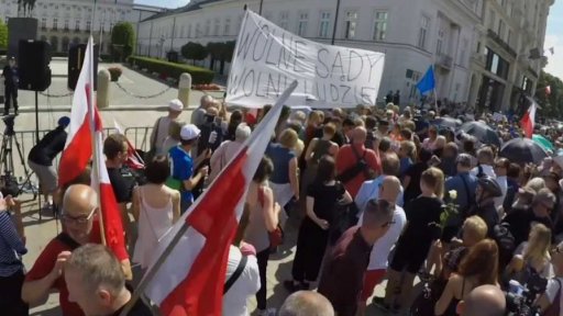 Polský prezident proti soudní reformě
