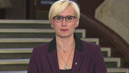 Peníze na opravy silnic