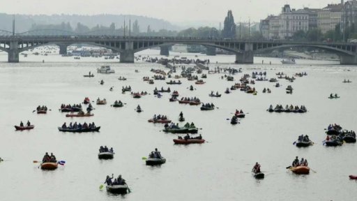 Skautští vodáci v Praze