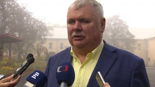 Bílina demoluje kasárna