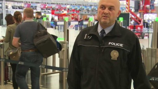 Podstav u cizinecké policie