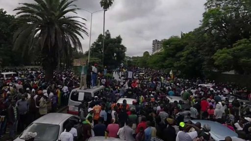 Očekávaný konec vlády Roberta Mugabeho