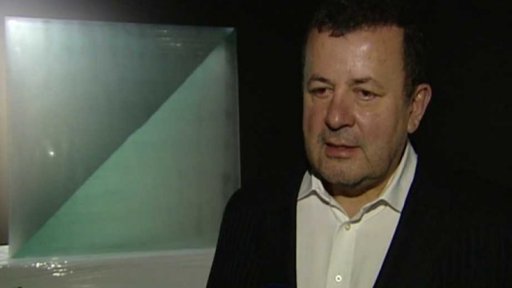 Za hranou skla v pražském Tančícím domě