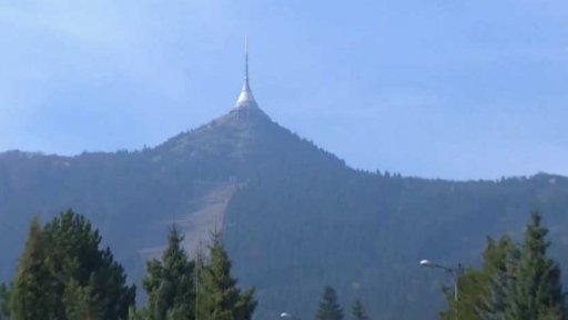 Horský hotel Ještěd chátrá
