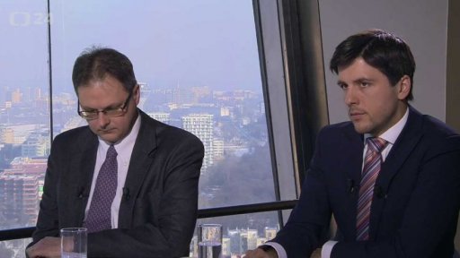 Alena Schillerová, náměstkyně ministra financí; Petr Janský, ekonom, Institut ekonomických studií FSV UK, think-tank IDEA/CERGE-EI; Libor Dušek, ekonom, Vysoká škola ekonomická v Praze